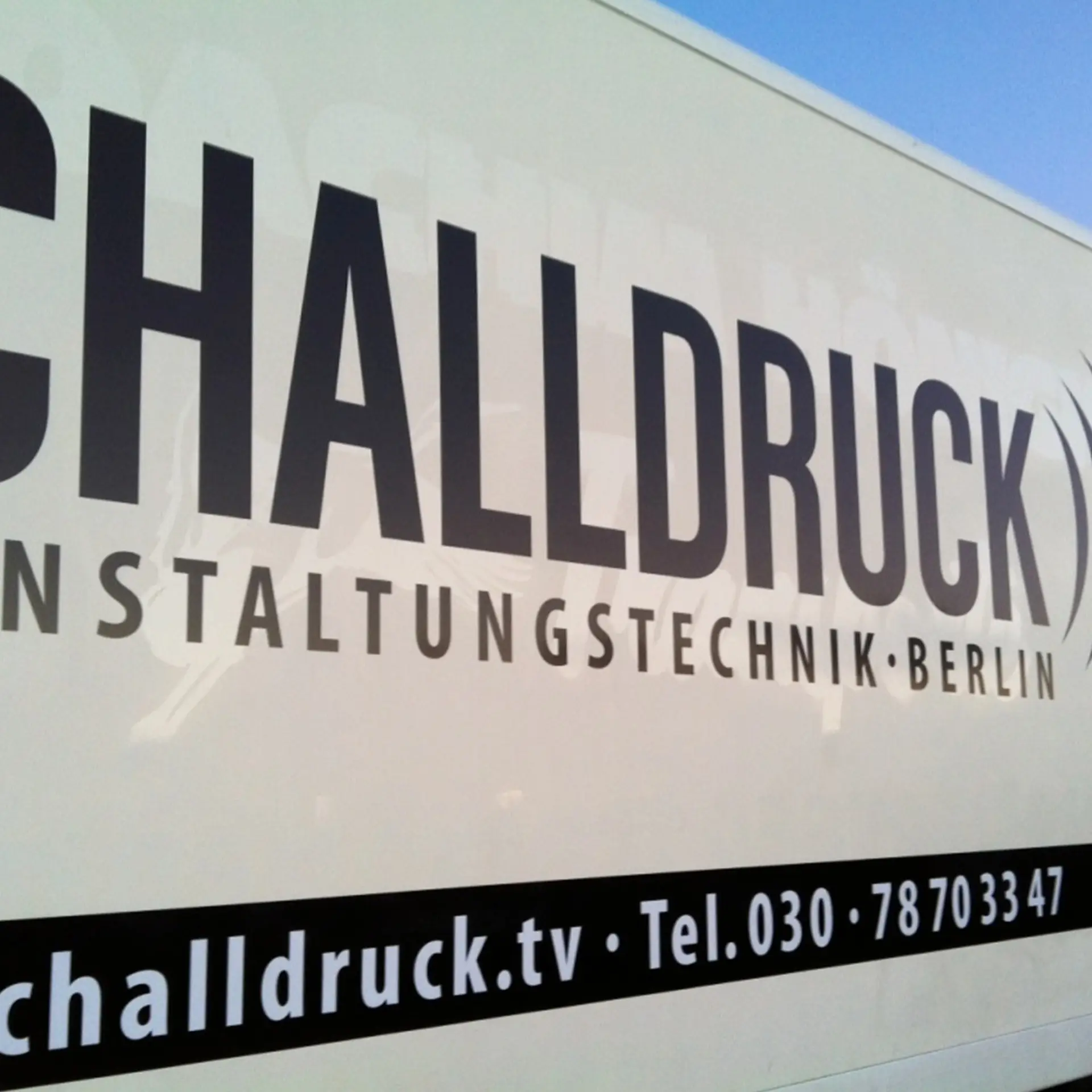 Fahrzeugbeschriftung für schalldruck von AR Display