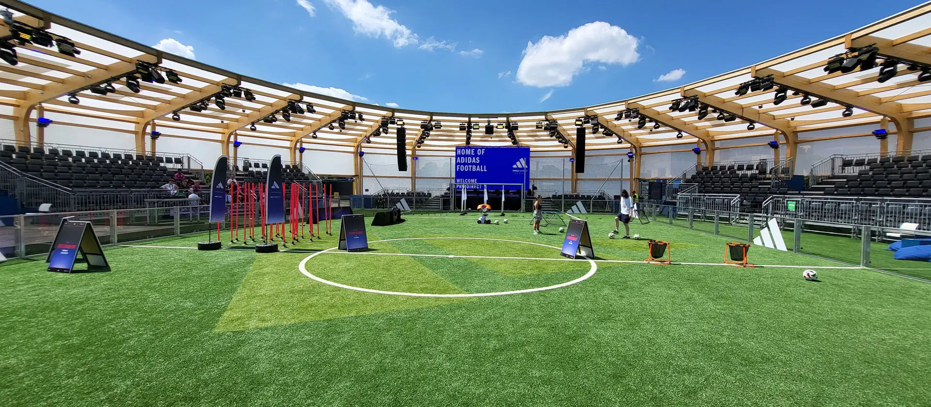 Messe und Eventwerbung für Adidas von AR Display